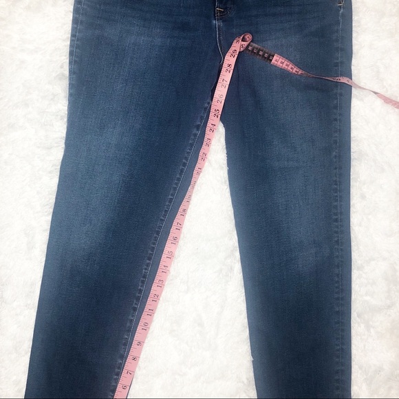 SPANX Boyfriend Jeans 29 Hi Rise - Picture 8 of 13